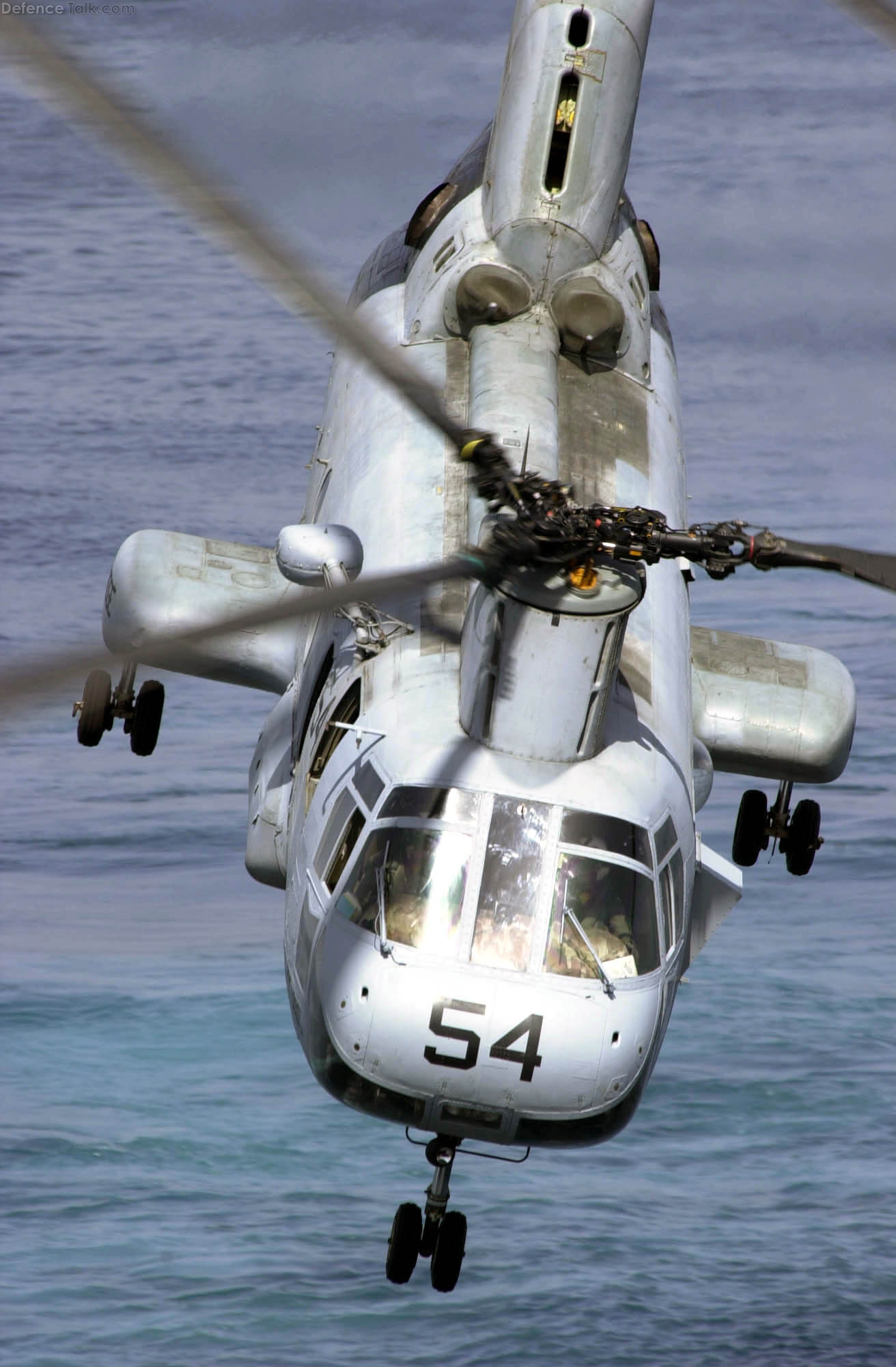 US Navy CH-46 helicopter
