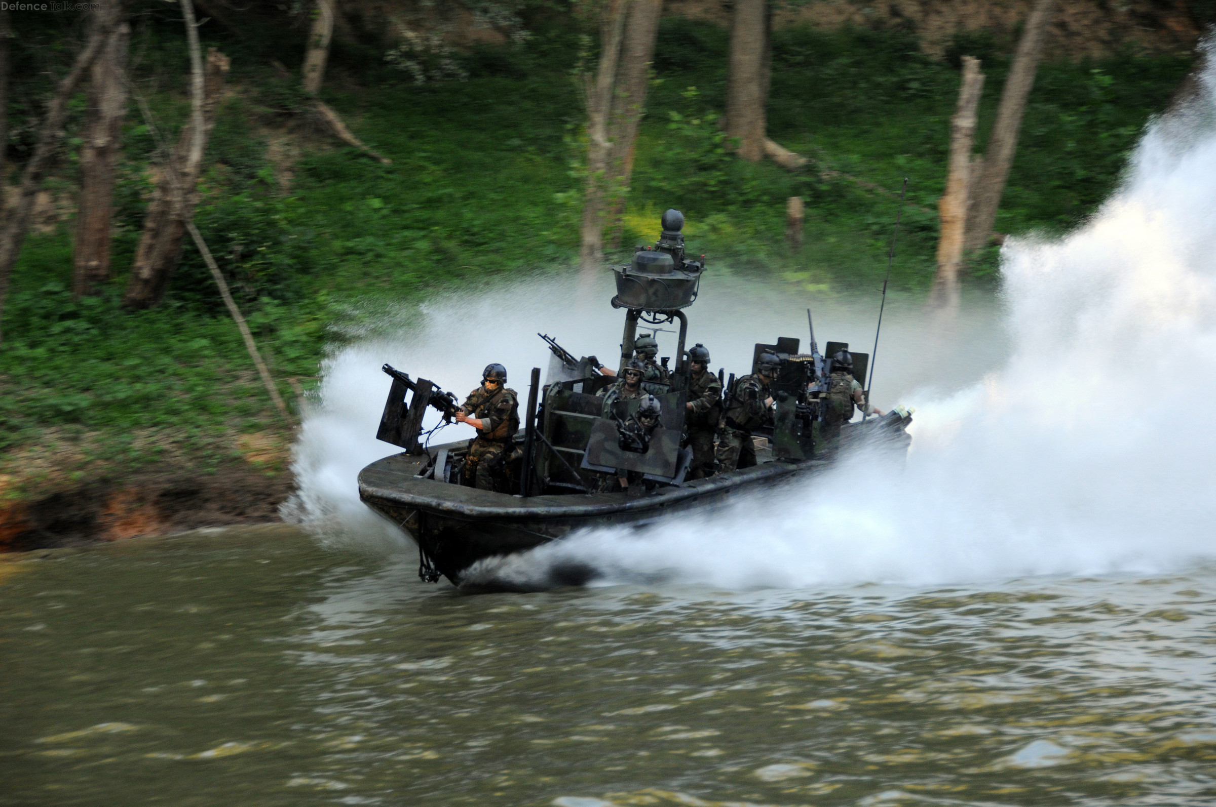 US Navy Special Boat Team 22 (SBT-22)