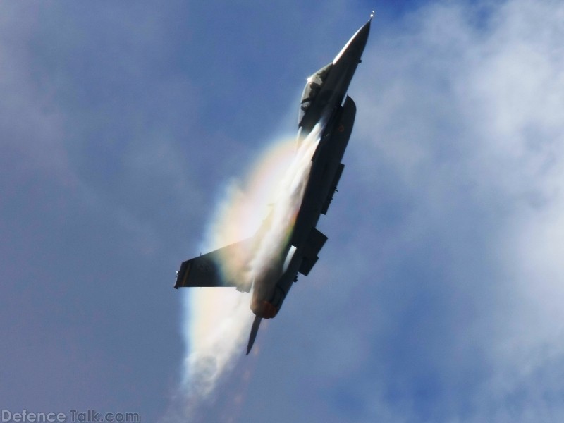 USAF F-16 Falcon Fighter - Viper West at Miramar