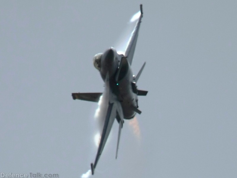 USAF F-16 Falcon Fighter
