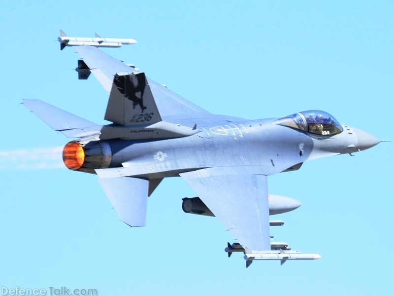 USAF F-16 Falcon Fighter