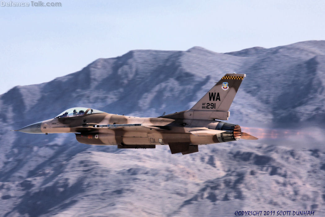 USAF F-16 Fighting Falcon Agressor Fighter