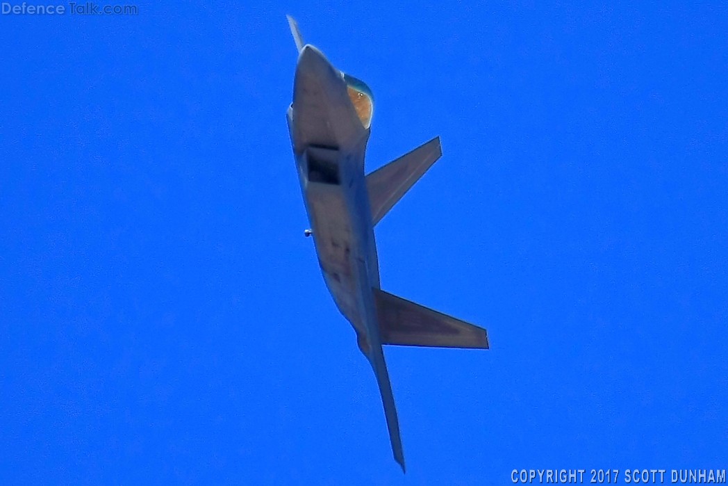 USAF F-22A Raptor Air Superiority Fighter Aircraft