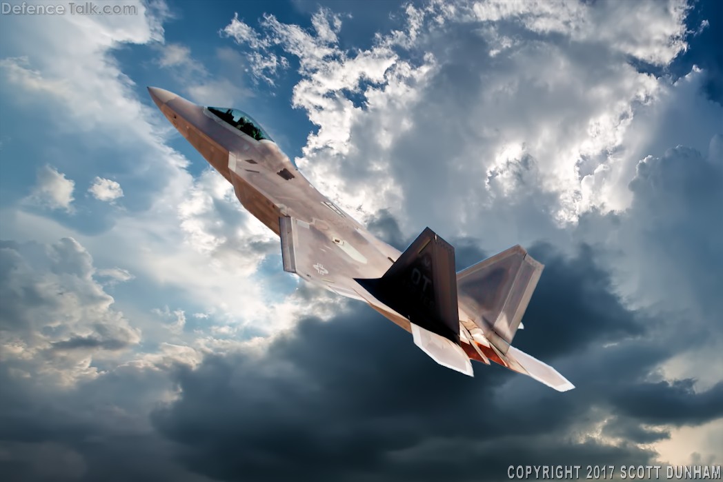 USAF F-22A Raptor Air Superiority Fighter Aircraft