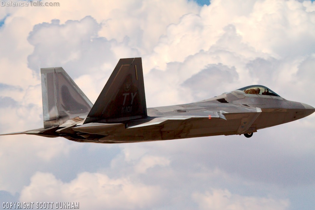 USAF F-22A Raptor Air Superiority Fighter Aircraft