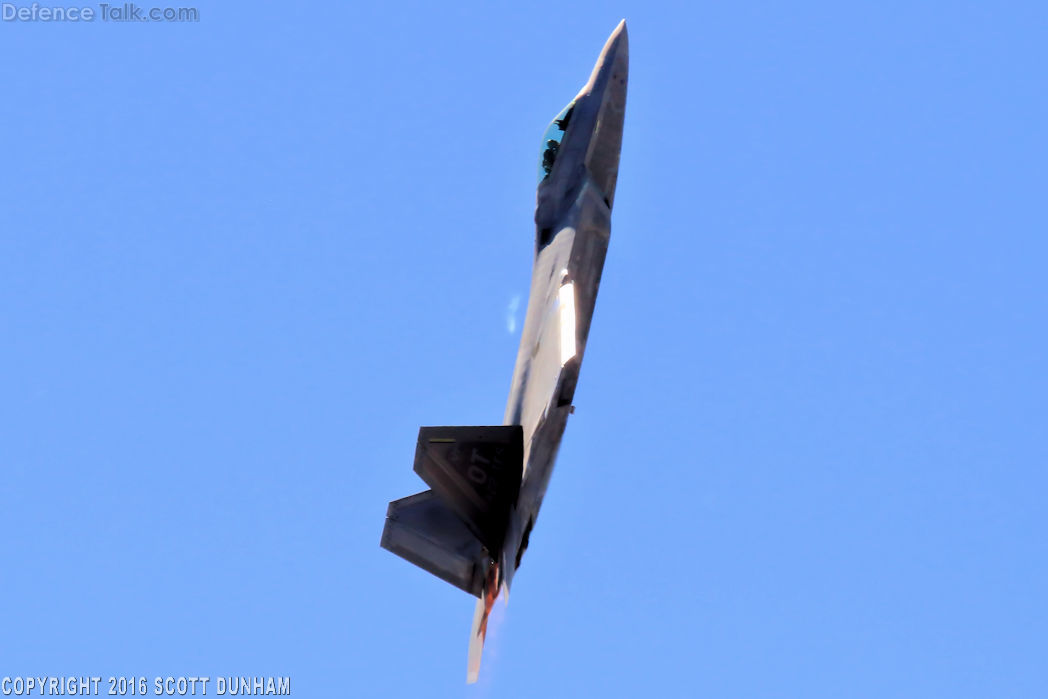 USAF F-22A Raptor Fighter Aircraft