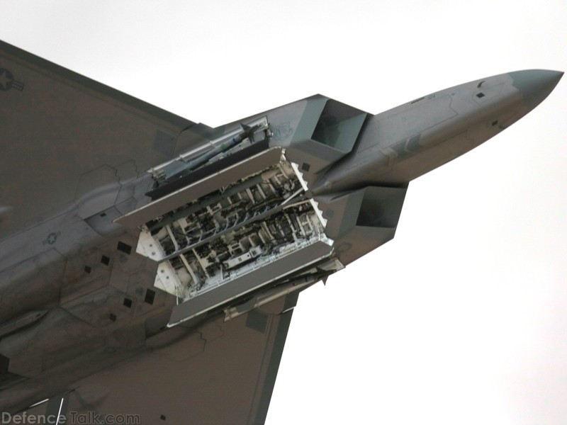 USAF F-22A Raptor Weapons Bay Sequence