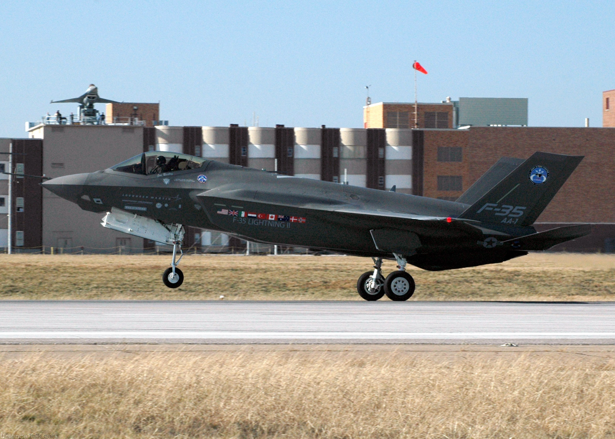 USAF F-35A Lightning II JSF Stealth Fighter