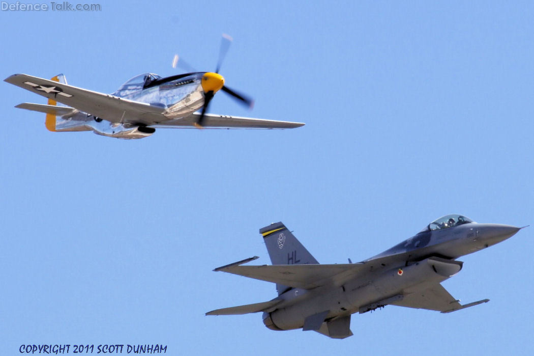 USAF Heritage Flight - F-16 & P-51