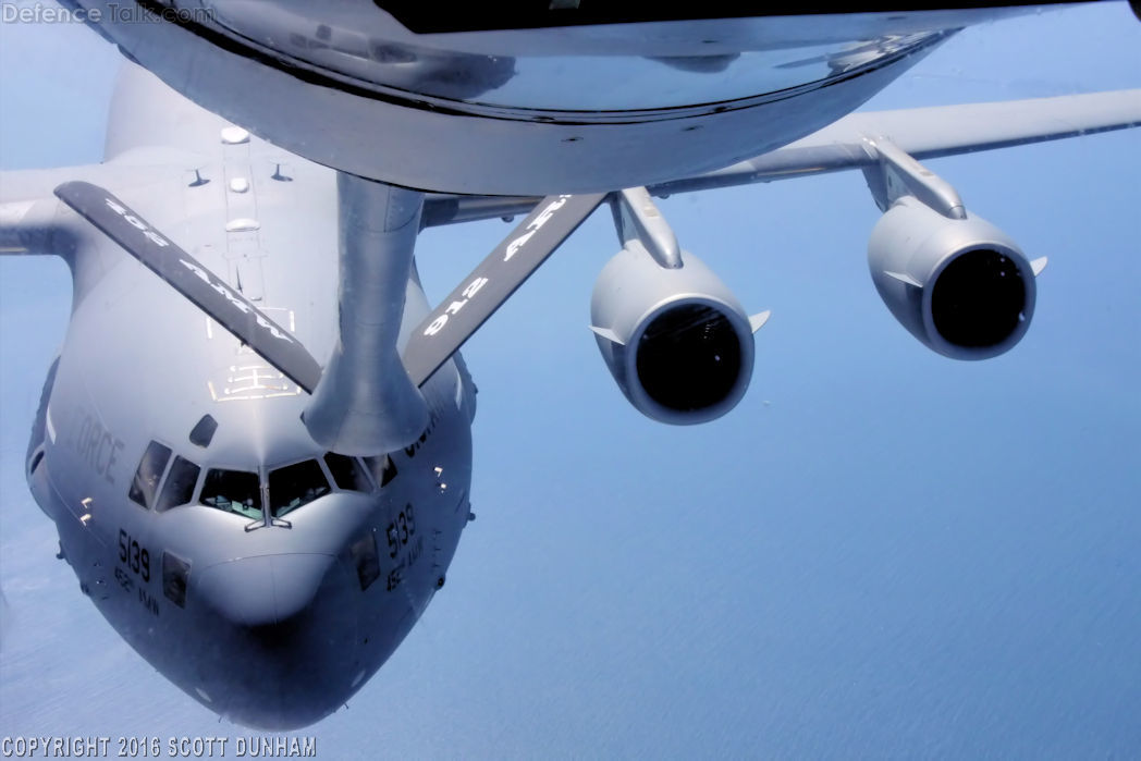 USAF KC-135R Stratotanker and C-17 Galaxy Transport