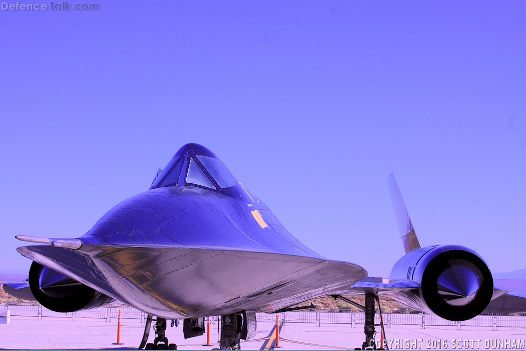 USAF SR-71 Blackbird Strategic Reconnaissance Aircraft