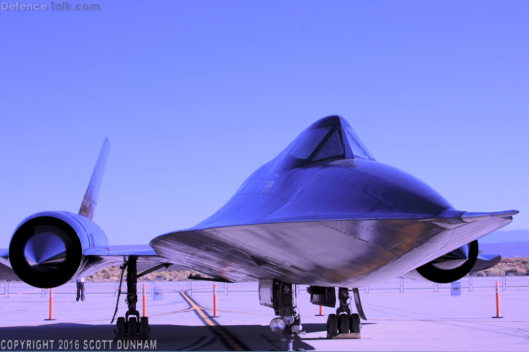 USAF SR-71 Blackbird Strategic Reconnaissance Aircraft