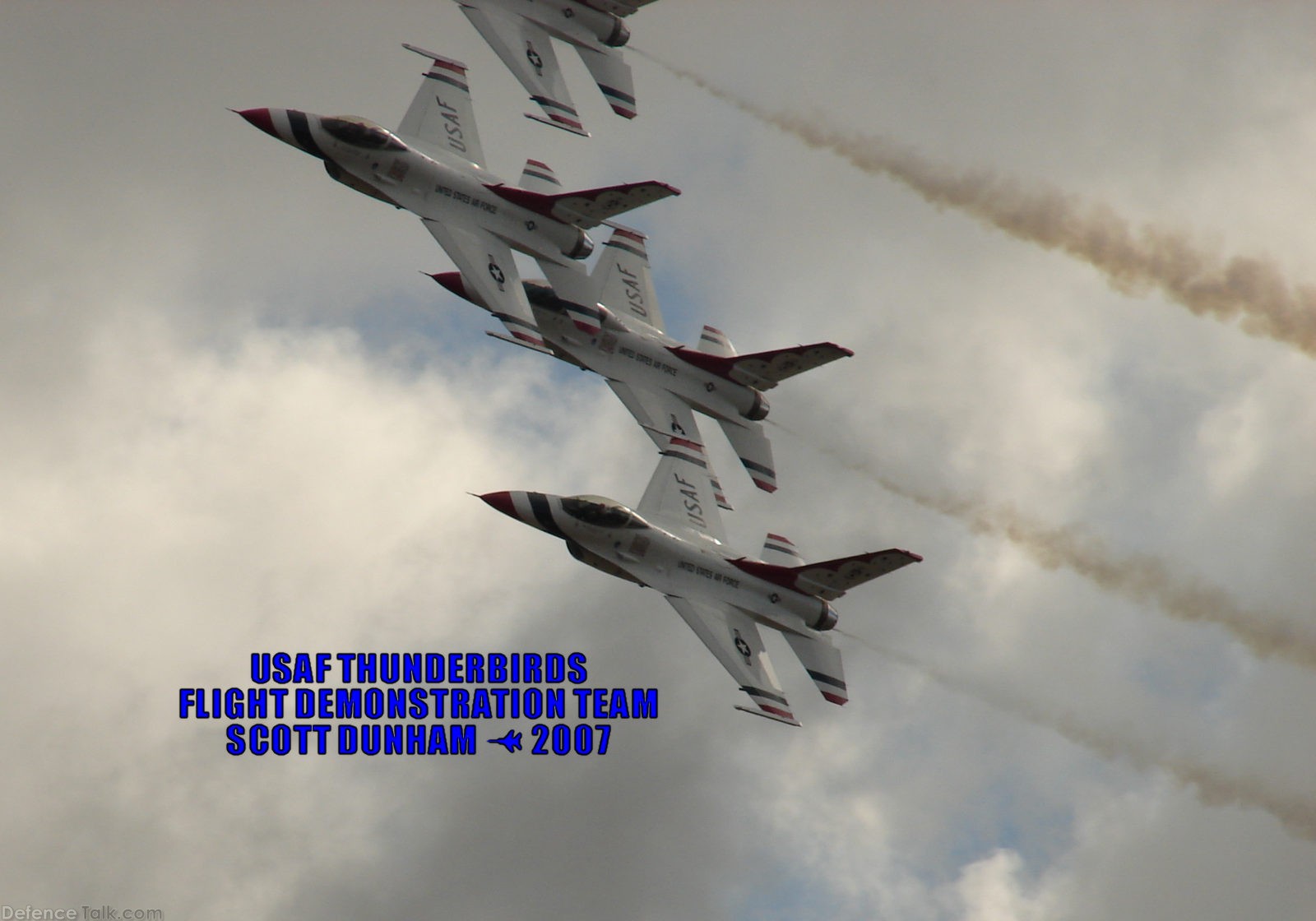 USAF Thunderbirds F-16 Falcon