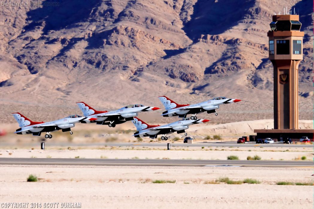 USAF Thunderbirds F-16 Viper