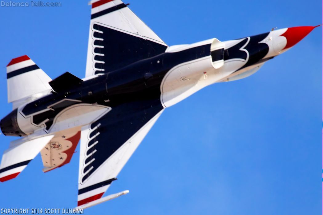 USAF Thunderbirds F-16 Viper