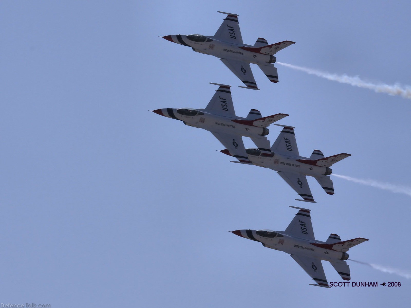 USAF Thunderbirds Flight Demonstration Team F-16 Falcon