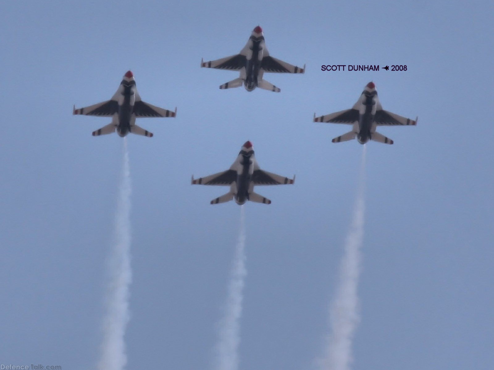 USAF Thunderbirds Flight Demonstration Team F-16 Falcon