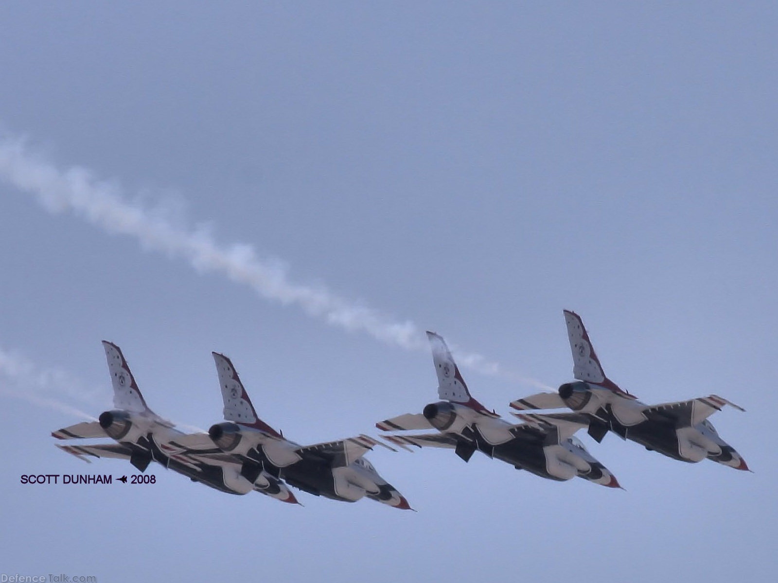 USAF Thunderbirds Flight Demonstration Team F-16 Falcon