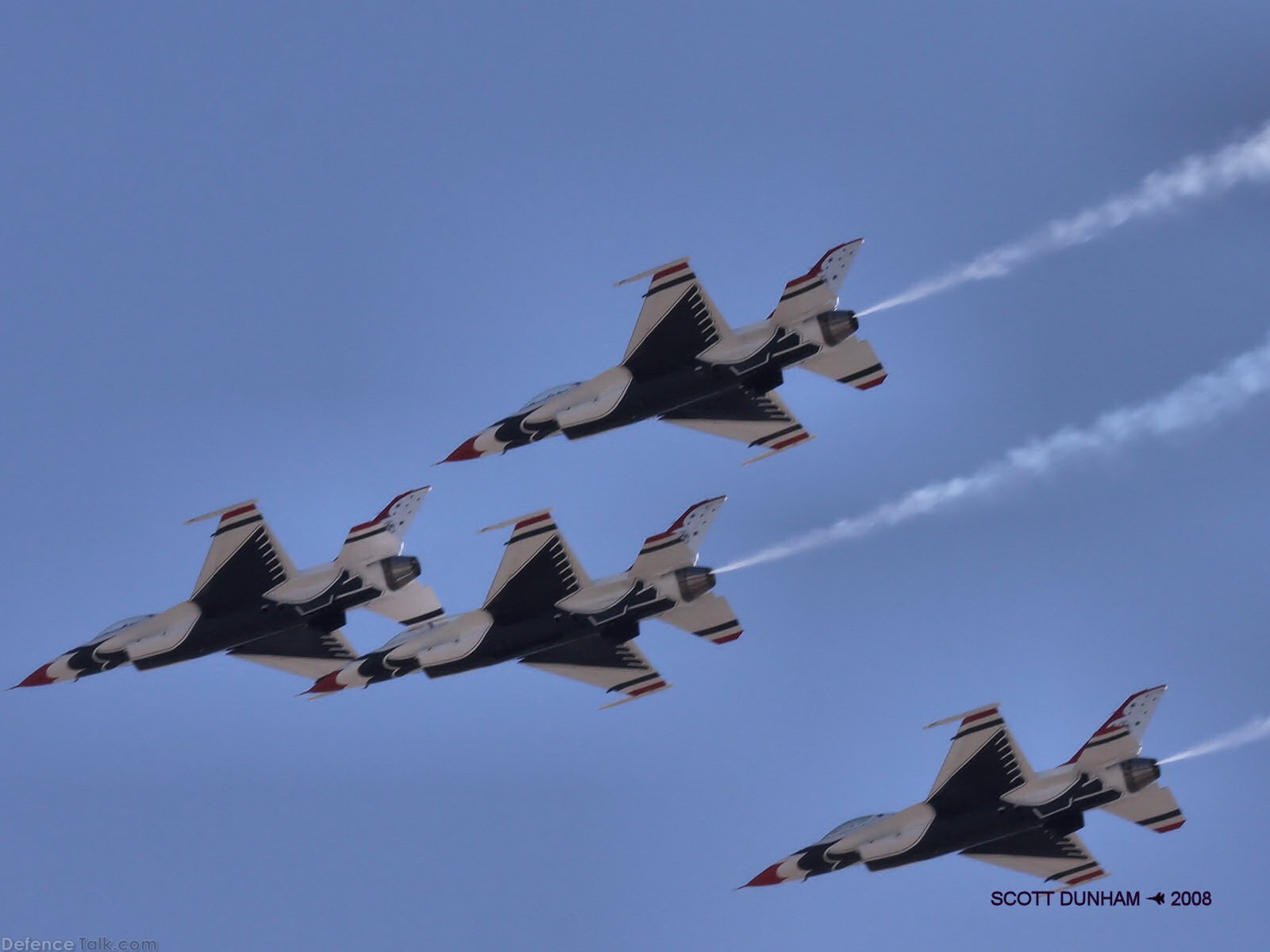 USAF Thunderbirds Flight Demonstration Team F-16 Falcon