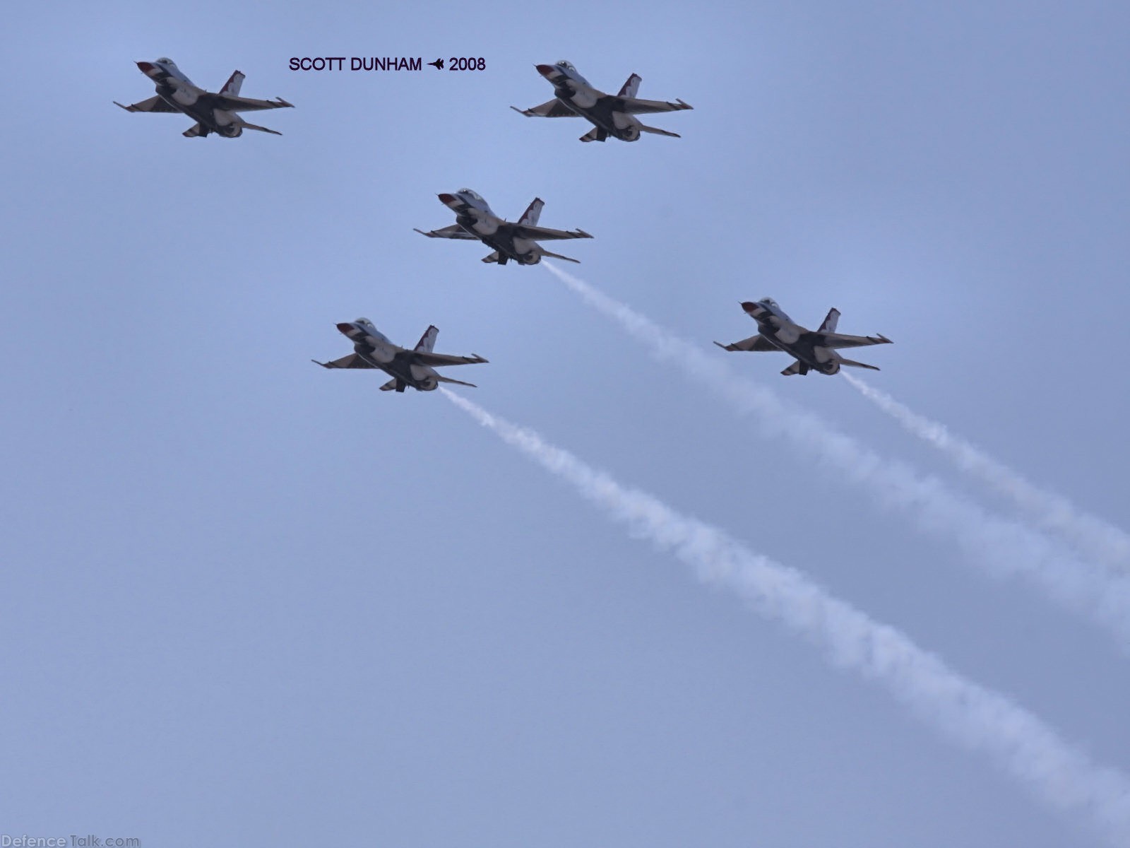 USAF Thunderbirds Flight Demonstration Team F-16 Falcon