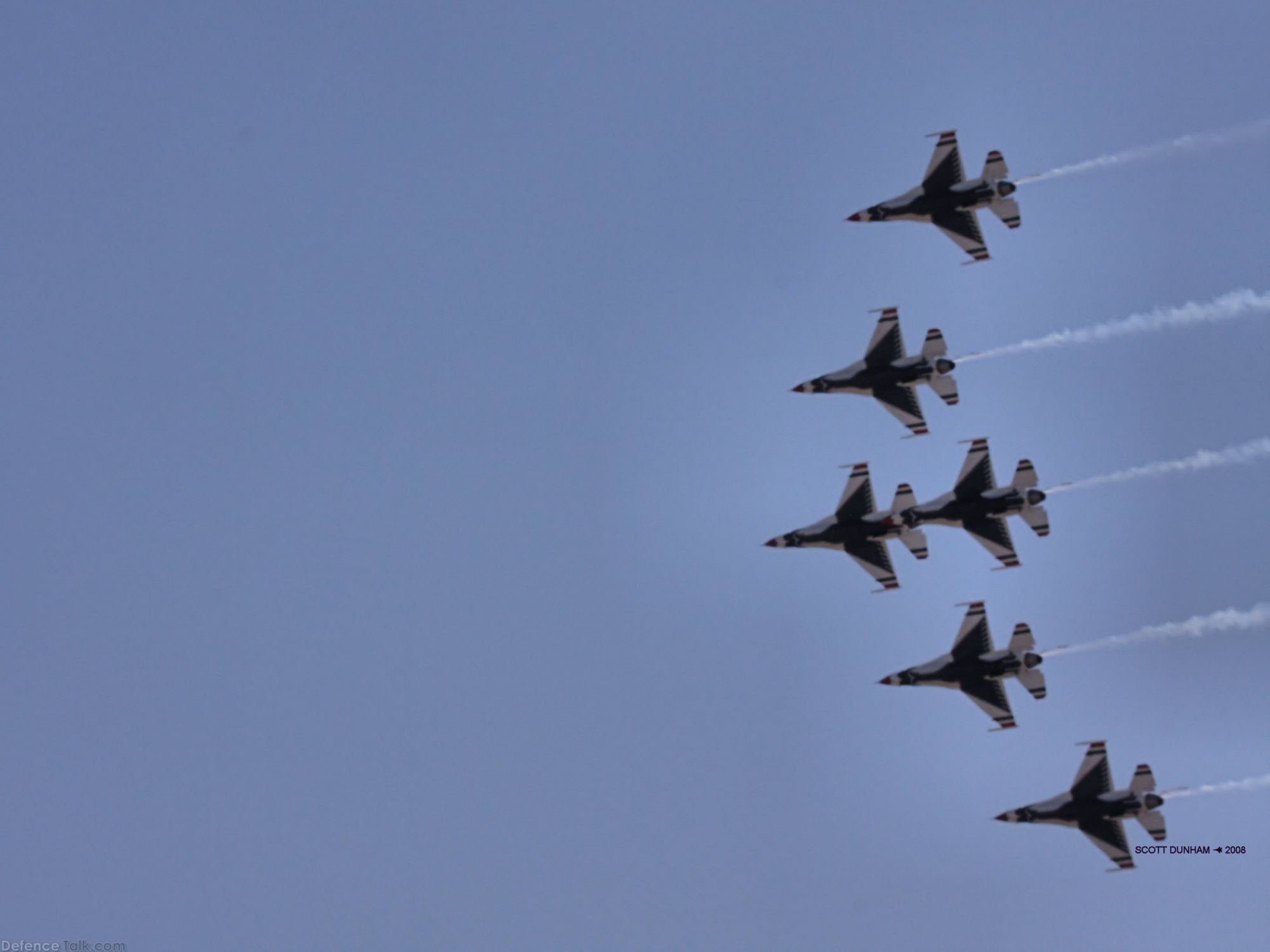 USAF Thunderbirds Flight Demonstration Team F-16 Falcon