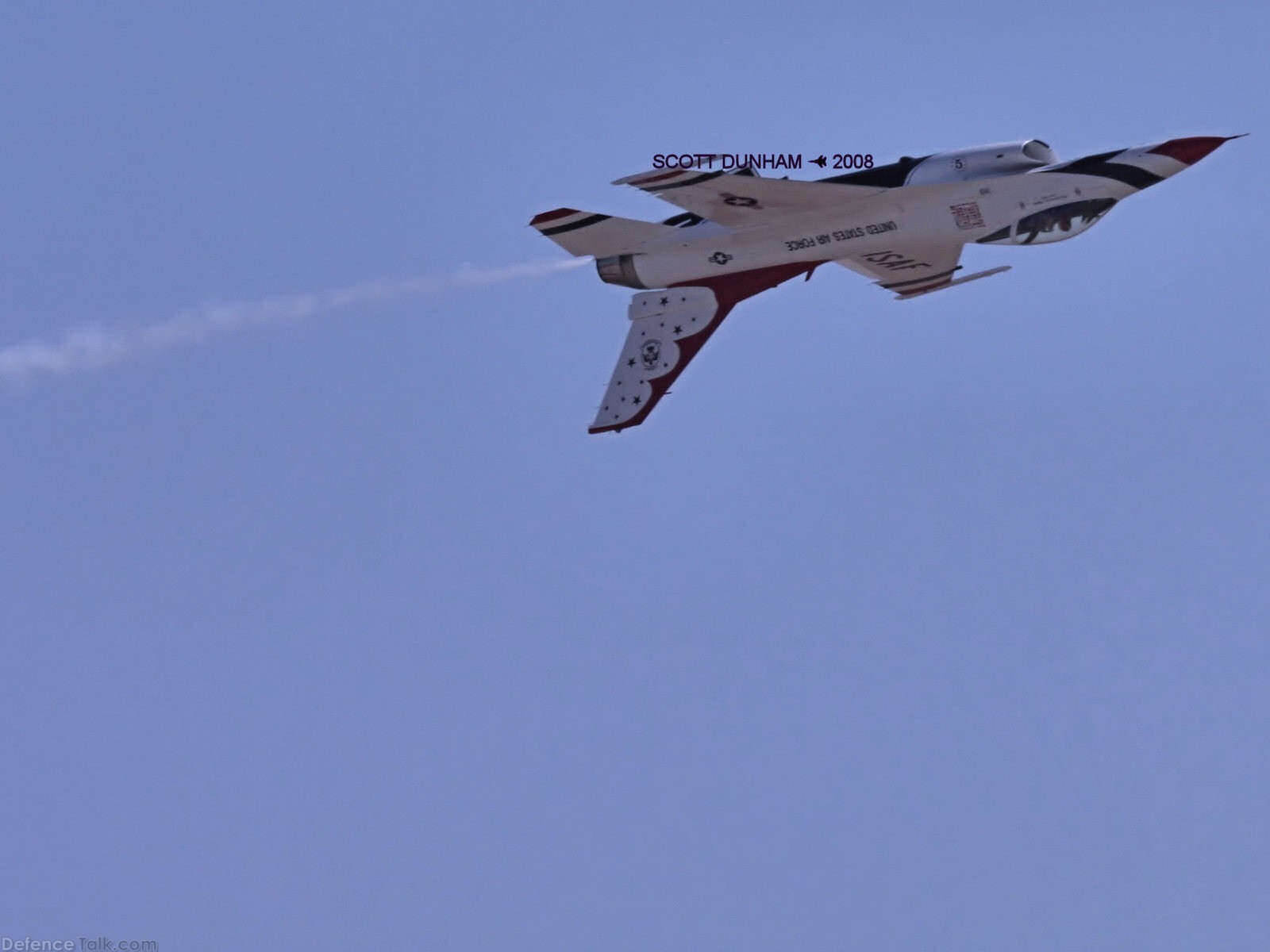 USAF Thunderbirds Flight Demonstration Team F-16 Falcon