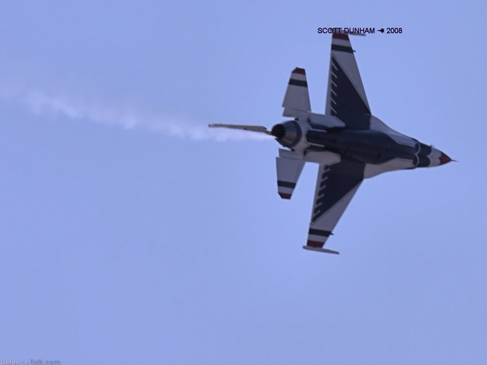 USAF Thunderbirds Flight Demonstration Team F-16 Falcon