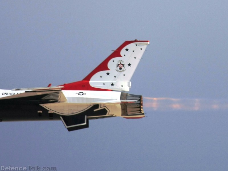 USAF Thunderbirds Flight Demonstration Team