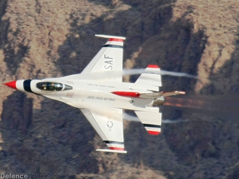 USAF Thunderbirds Flight Demonstration Team