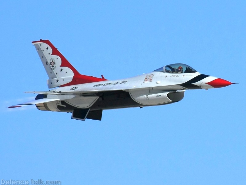 USAF Thunderbirds Flight Demonstration Team