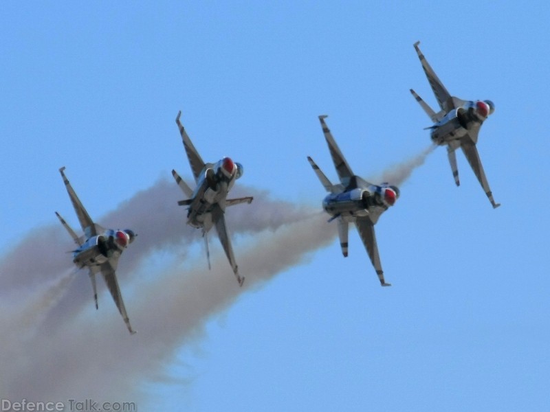 USAF Thunderbirds Flight Demonstration Team