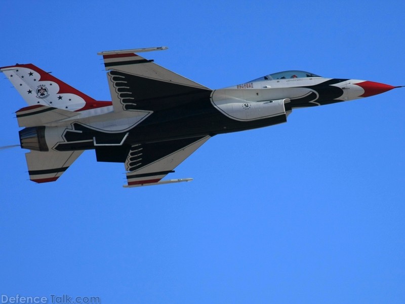 USAF Thunderbirds Flight Demonstration Team