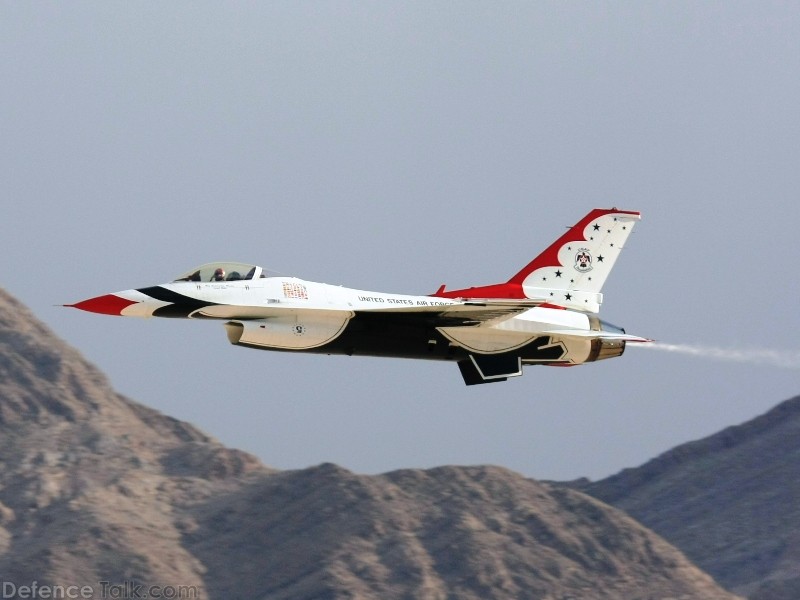 USAF Thunderbirds Flight Demonstration Team