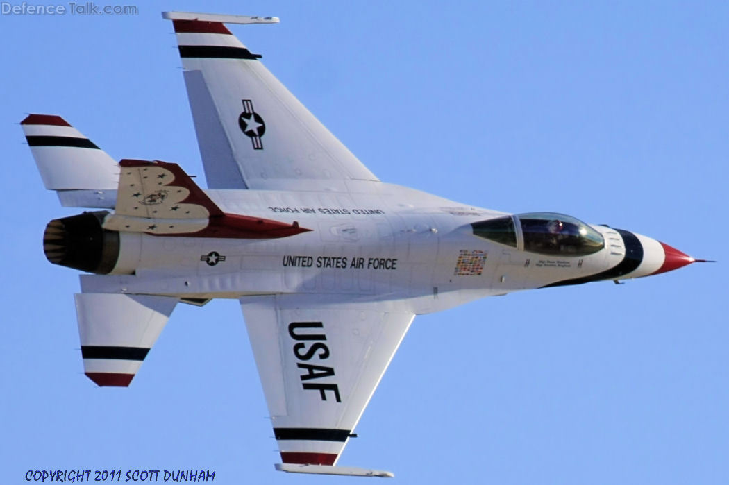 USAF Thunderbirds Flight Demonstration Team