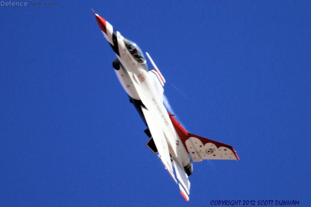 USAF Thunderbirds Flight Demonstration Team