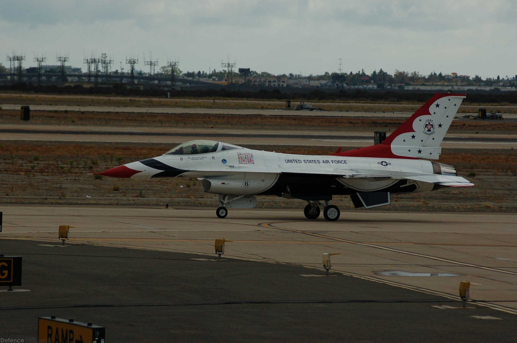 USAF Thunderbirds Miramar 2007