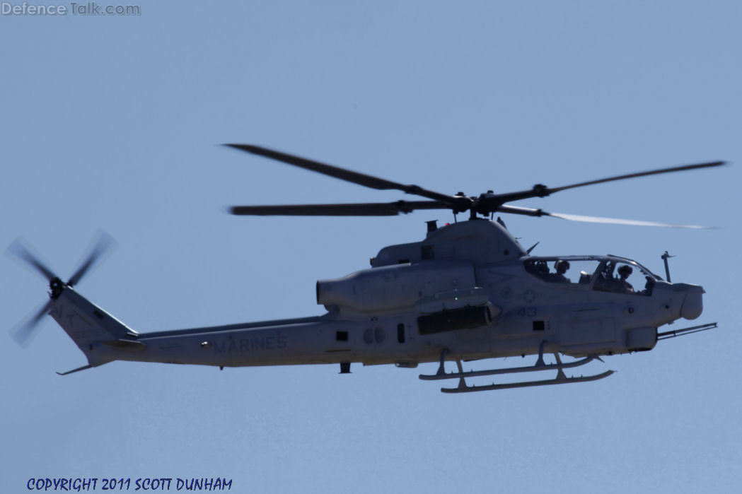 USMC AH-1Z Viper Helicopter Gunship