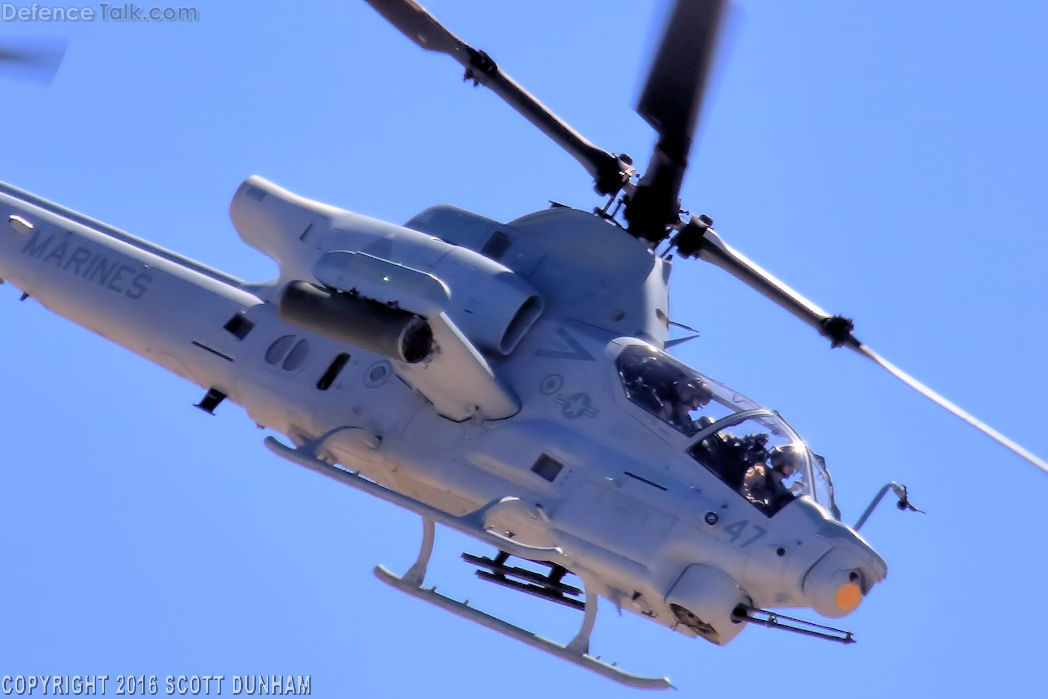 USMC AH-1Z Viper Helicopter Gunship