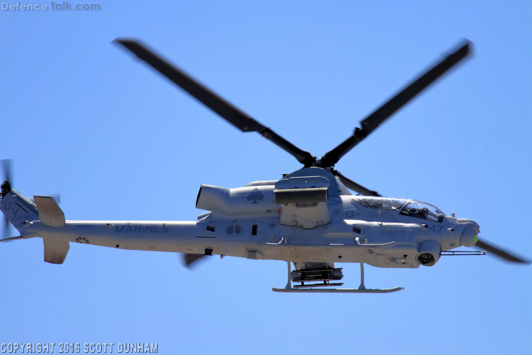 USMC AH-1Z Viper Helicopter Gunship