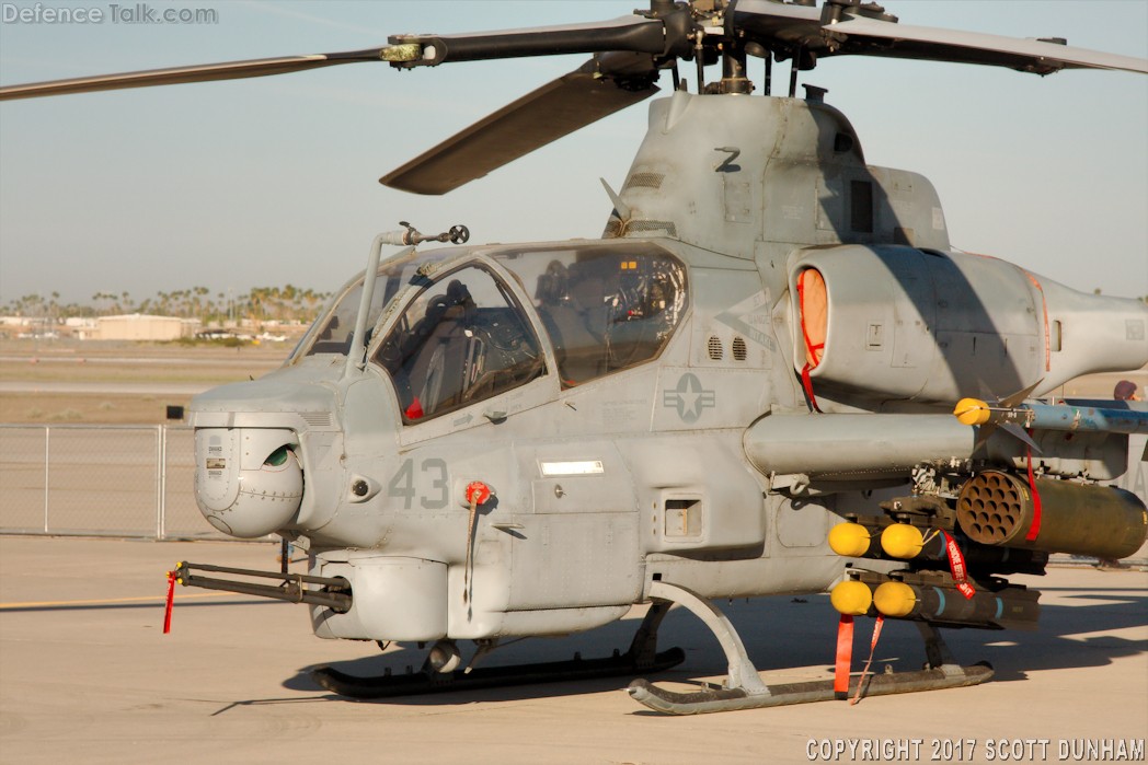 USMC AH-1Z Viper Helicopter Gunship