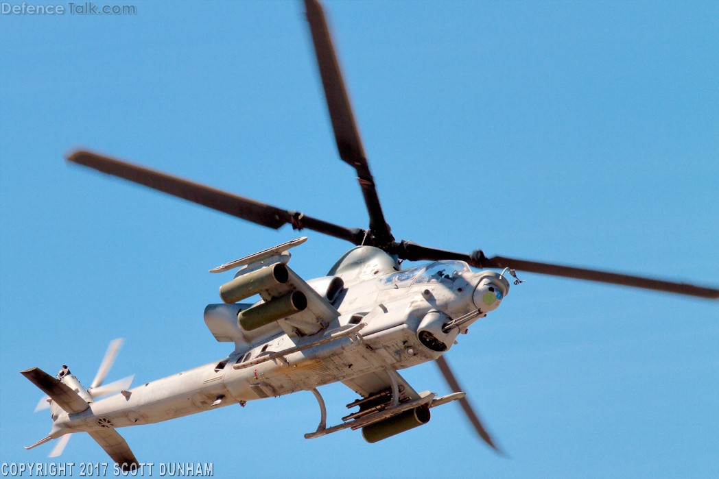 USMC AH-1Z Viper Helicopter Gunship