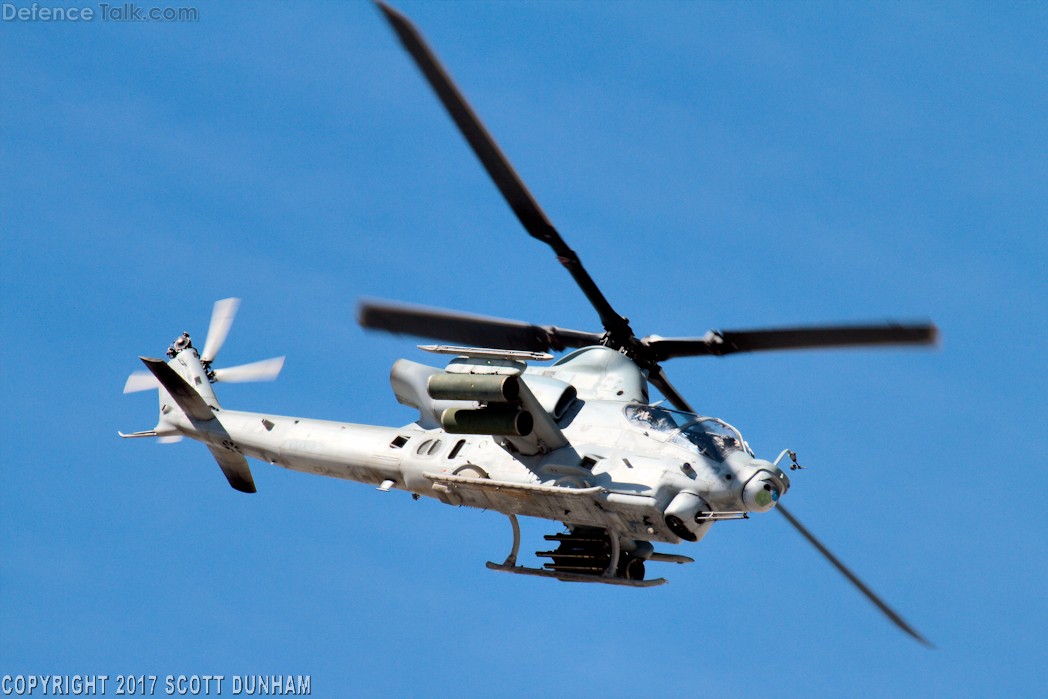 USMC AH-1Z Viper Helicopter Gunship