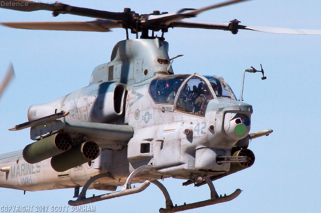 USMC AH-1Z Viper Helicopter Gunship