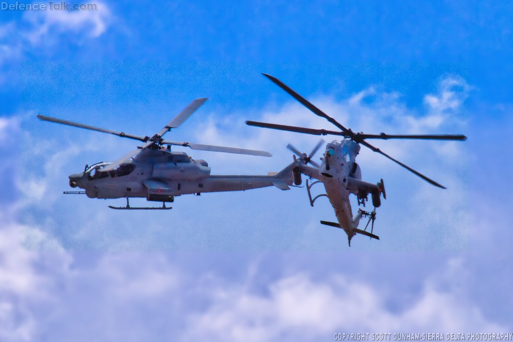 USMC AH-1Z Viper Helicopter Gunship