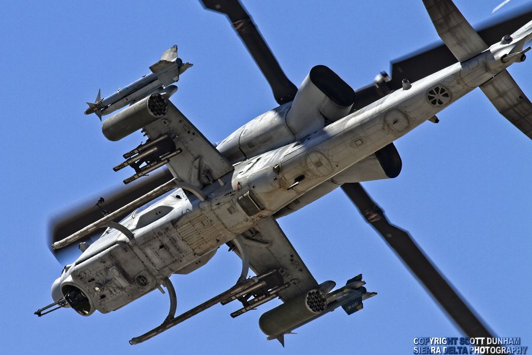 USMC AH-1Z Viper Helicopter Gunship