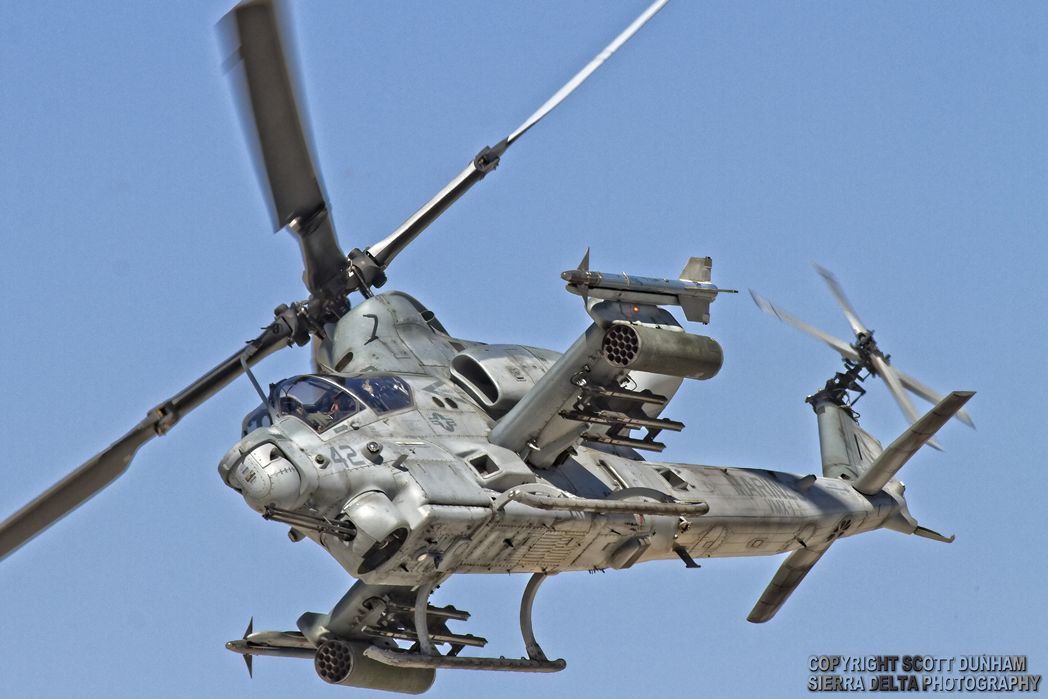 USMC AH-1Z Viper Helicopter Gunship