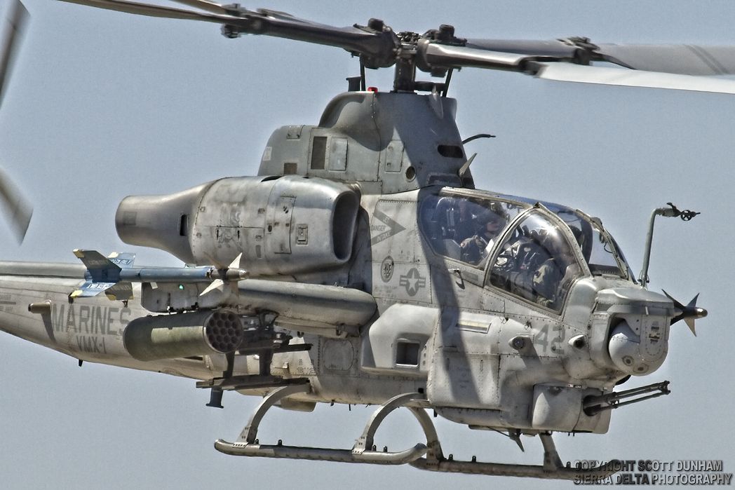 USMC AH-1Z Viper Helicopter Gunship