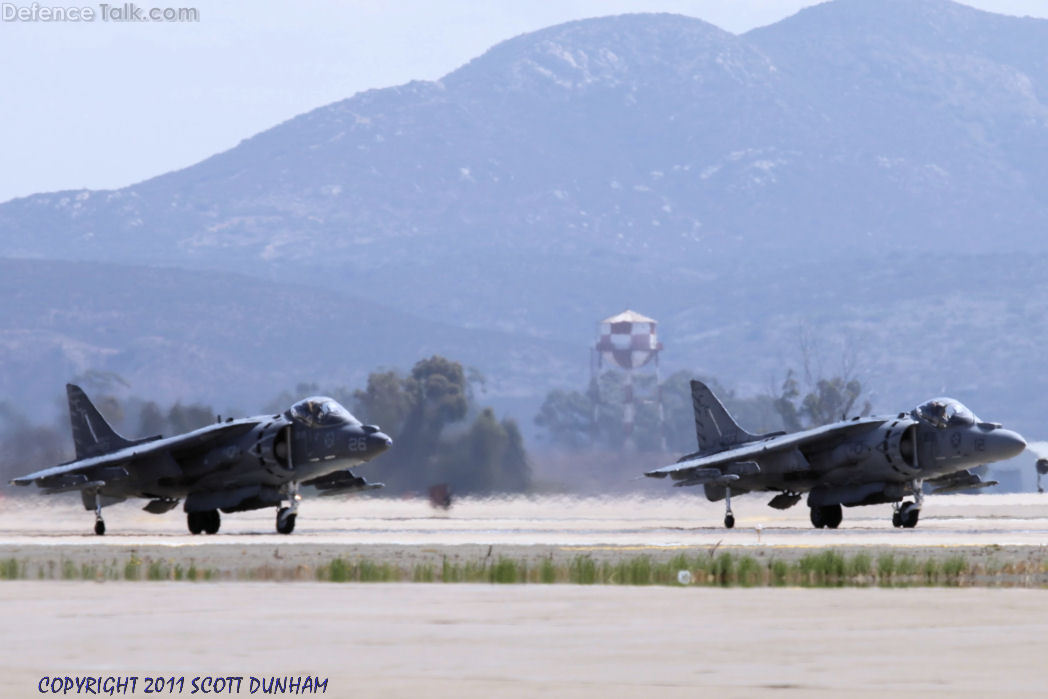 USMC AV-8B Harriers