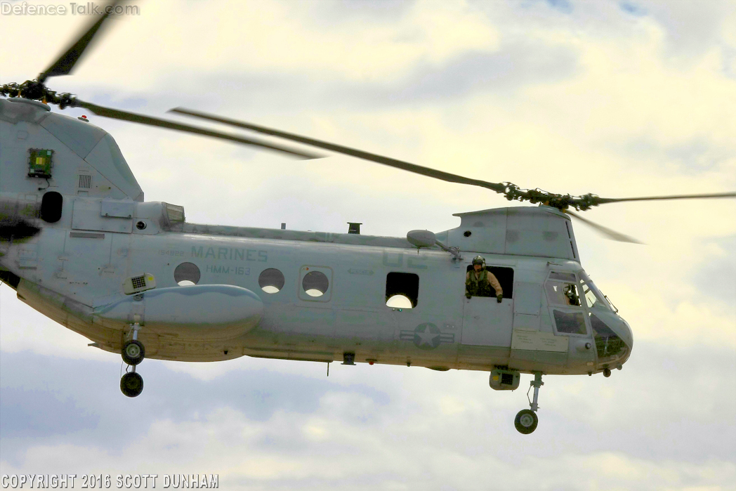 USMC CH-46 Sea Knight Helicopter