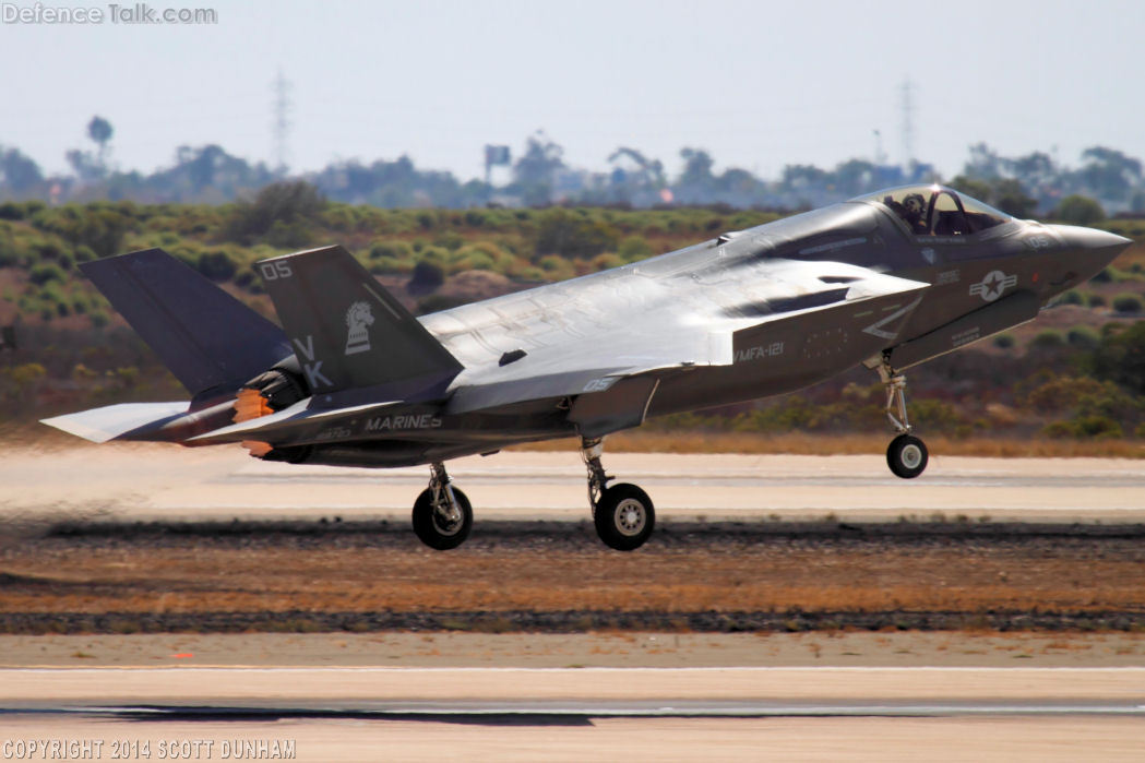 USMC F-35B Lighting II Stealth Fighter